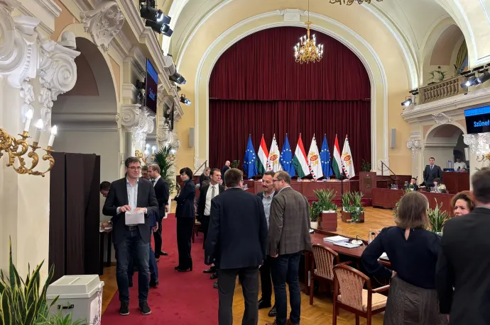 Nem sikerült helyettest választani Karácsony Gergely mellé, a Fidesz a szavazáson sem vett részt