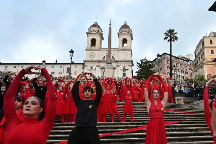 Ezentúl életfogytiglani börtönnel büntetik a nőgyilkosságot Olaszországban