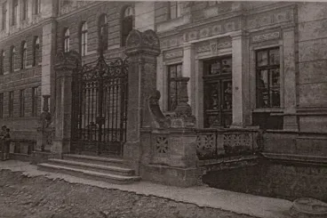 A kolozsvári iparmúzeum kapuja