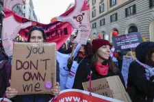 Önálló bűncselekménnyé nyilvánították a nőgyilkosságot Olaszországban, életfogytiglani börtönnel büntetik