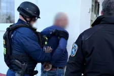 Fűkaszáért és láncfűrészért gyilkolta meg idős ismerősét egy férfi Komádiban