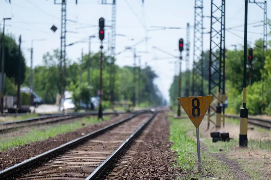 Jöhet a 400 milliárdos pályafelújítási hitel a MÁV-nak
