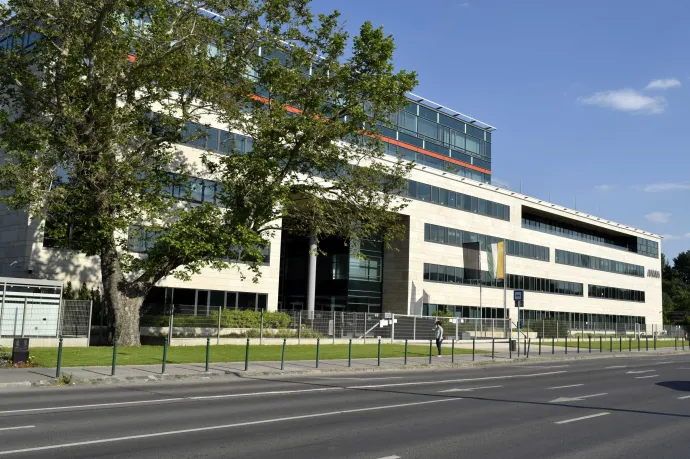 Országos béradatokat torzítanak el az MVM-nél kiosztott bónuszok