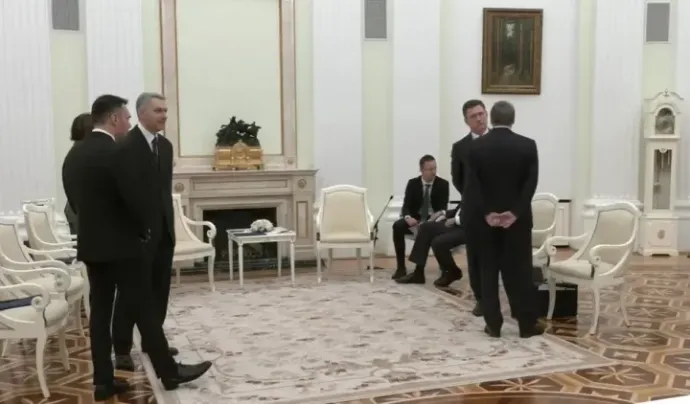 Marcell Bíró and János Lázár on the left, Novak and Usakov on the right, Szijjártó and Lavrov seated, while waiting for Putin and Orbán before the meeting – Source: DRM