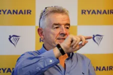 Az utasok jártak jól vele, ezért meg is szünteti új bérletének árusítását a Ryanair