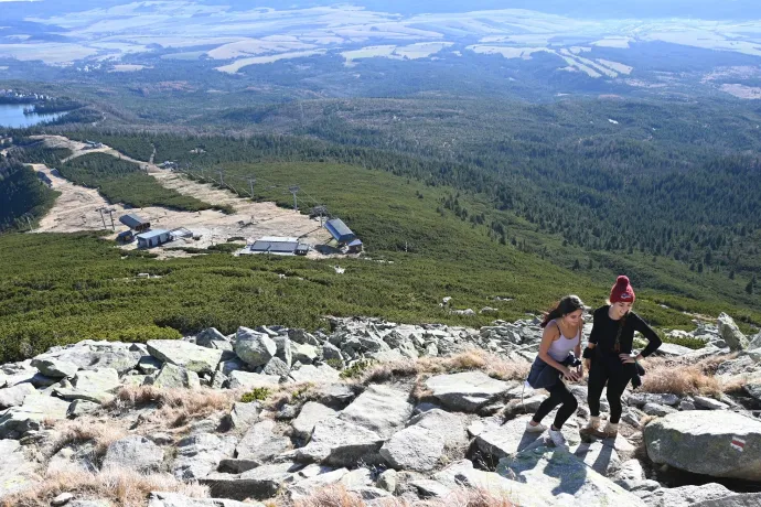 Felfelé a Szoliszkó-házig – Fotó: Tenczer Gábor / Telex