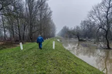 Több útszakaszt is lezártak a Sajó és az Ipoly áradása miatt