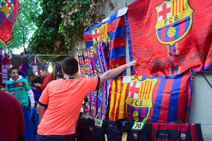 Sem ismert vezető, sem ismert székhely, a Barcelona mégis leszerződött egy kriptocéggel