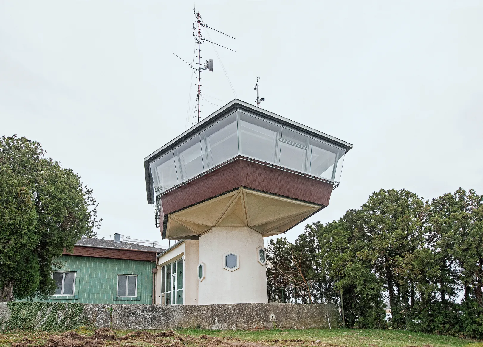 Meteorológiai obszervatórium és viharjelző állomás, Siófok – Fotó: Bődey János