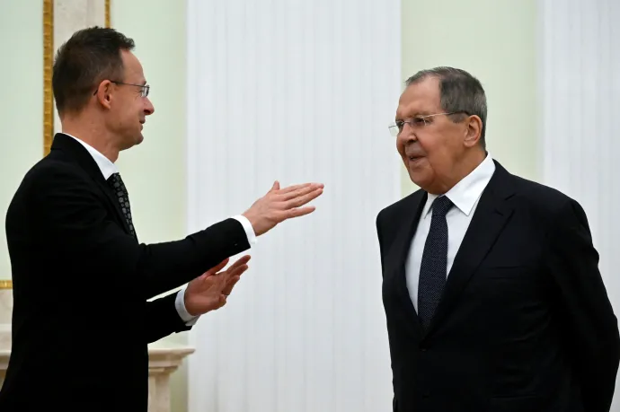 Szijjártó: A magyar kormánynak nincs szüksége engedélyre, hogy külföldön tárgyaljon