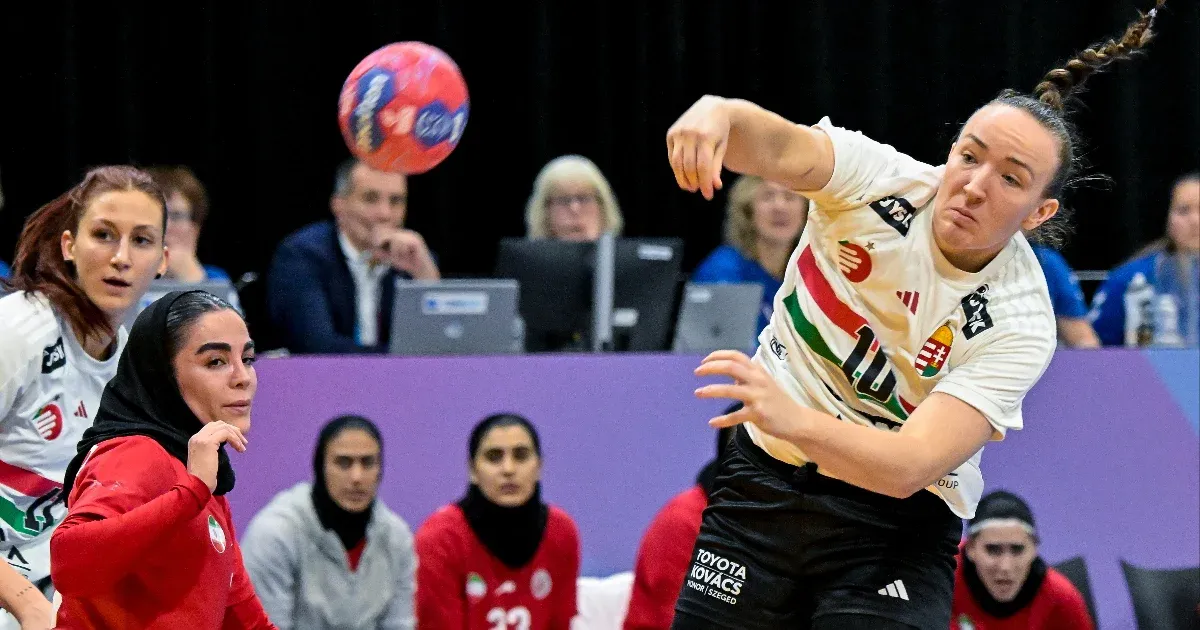 Simán verte Iránt, már a középdöntőben a magyar női kézilabda-válogatott