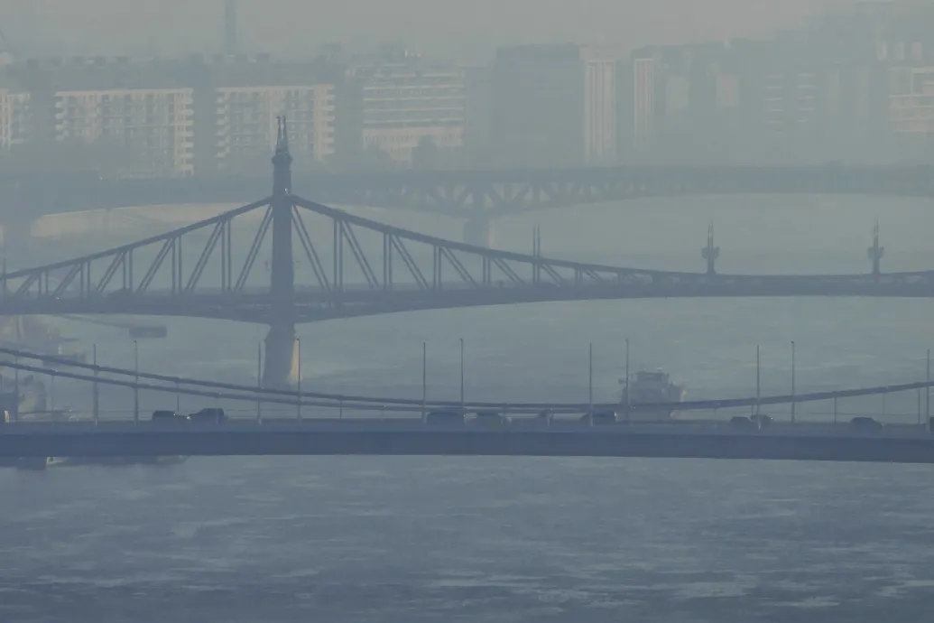 Borongósan, köddel indul a december