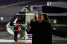 Trump megerősítette, hogy telefonon beszélt Venezuela elnökével, Nicolás Maduróval