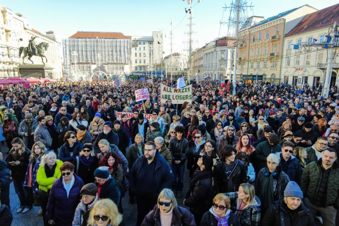 A szélsőjobboldal erősödése miatt tüntettek Horvátországban, miután szerb kulturális eseményeket zavartak meg