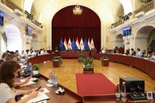 A Tisza felszólította Karácsonyt, hogy vonja vissza az előterjesztését, amit a rendkívüli közgyűlésre nyújtott be