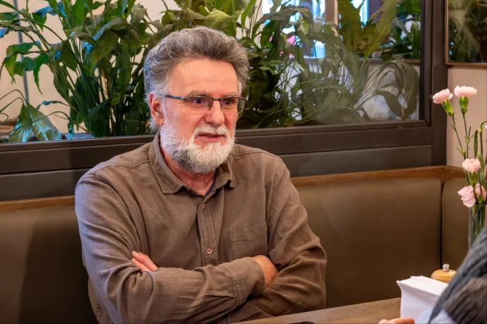 „Minél inkább Orbán felé fordulnak az erdélyi magyarok, annál távolabb kerülnek a transzilvanizmustól”