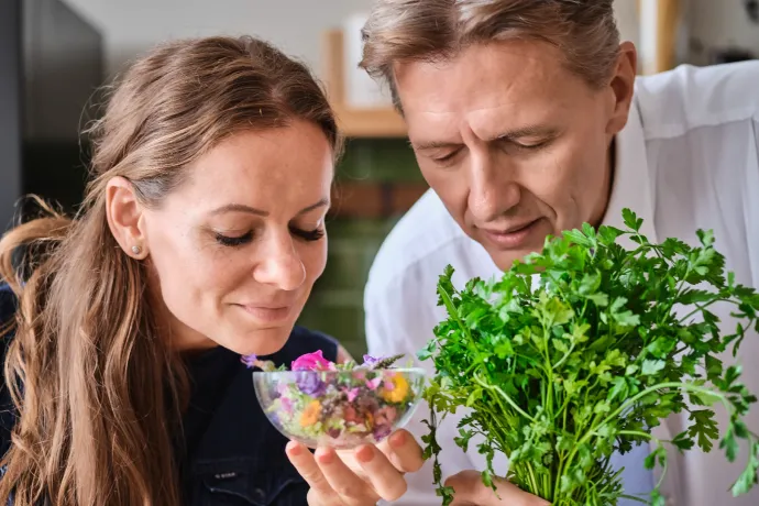 Élhető egészség a konyhában: a nyers zöldségektől a túlélőkertig – ajánló