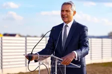Lázár átvizsgáltatja az állami beruházásokat