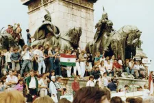 Könyvjelző: Az utolsó nagy magyar, világnézettől független összefogás