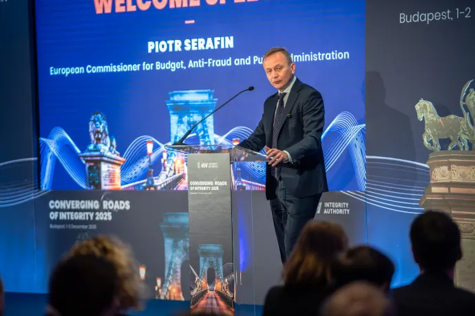 A korrupció elleni harc nem ér véget az EU-tagsággal, üzente Budapesten a csalás elleni uniós biztos