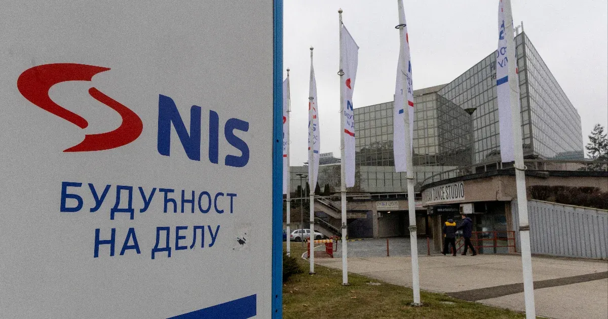 Leáll a NIS kőolaj-finomítója Szerbiában az amerikai szankciók miatt