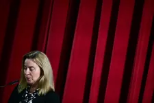 Lemondott az európai elitképző vezetéséről a korrupciós gyanúval letartóztatott volt uniós külügyi főképviselő