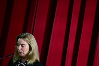 Lemondott az európai elitképző vezetéséről a korrupciós gyanúval letartóztatott volt uniós külügyi főképviselő