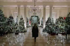 Túlcsorduló karácsonyi giccs lett úrrá a Fehér Házon