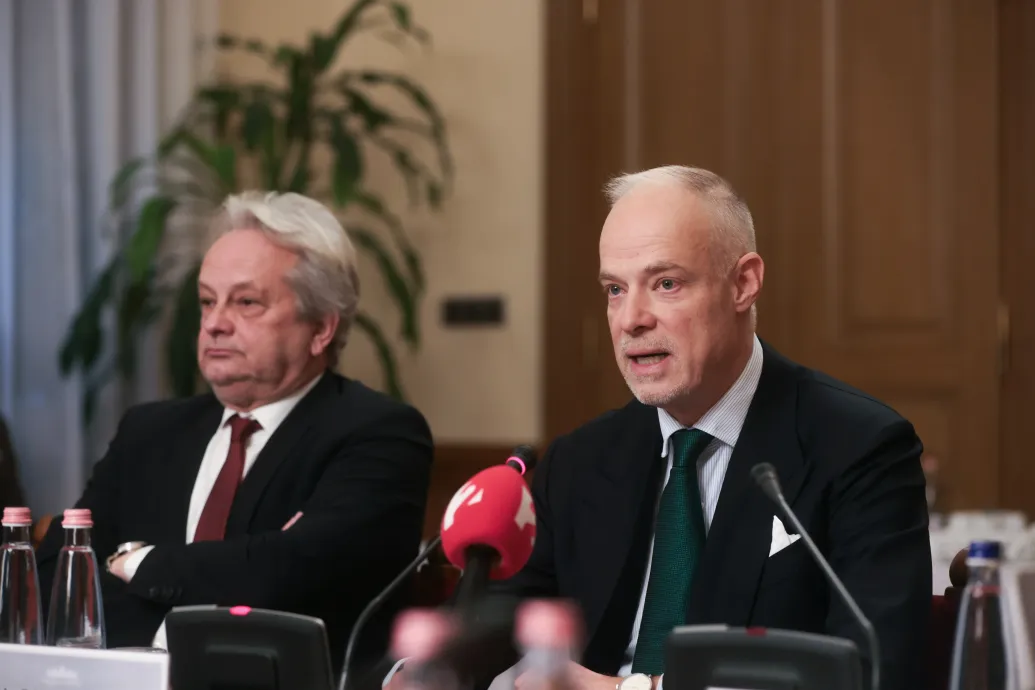 Szalay-Bobrovinczky szerint csak apróságok tűntek el a honvédségi film forgatásán, nem kéne foglalkozni vele