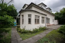 Esterházy Péter egykori lakhelyén a magyar kultúra napján nyílhat alkotóház