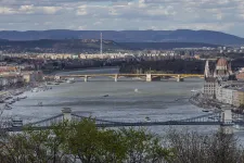 Political Capital: A főváros csődbe taszításával is Magyar Pétert akarja megszorongatni a kormány