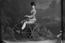A 19. század végén az orvosok attól féltek, hogy a nők arca végleg eltorzul a biciklizéstől