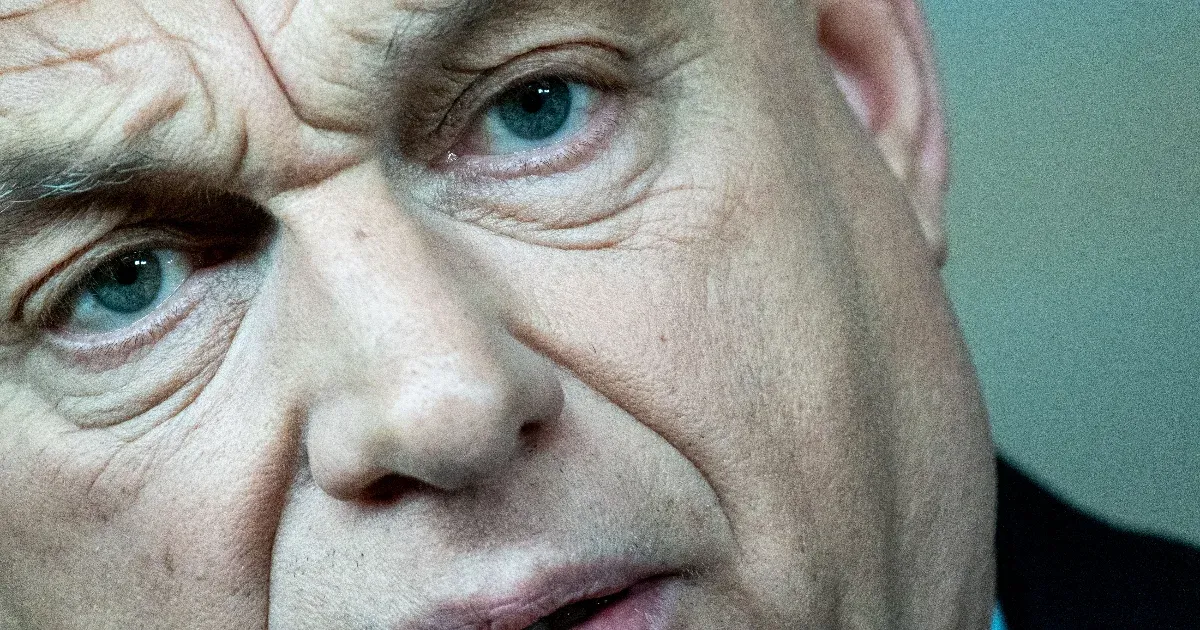 A Politico szerint magyar vétóveszély megkerülésére készülhetnek az orosz vagyont használó ukrán hitel miatt