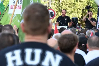 Védjegyet csinálna a Bűnvadászokból Toroczkai László