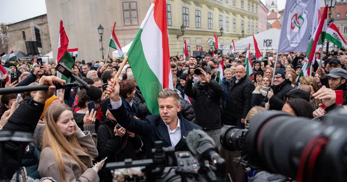 Republikon: 45-33-ra vezet a Tisza Párt a gyengülő Fidesszel szemben a biztos szavazó pártválasztóknál