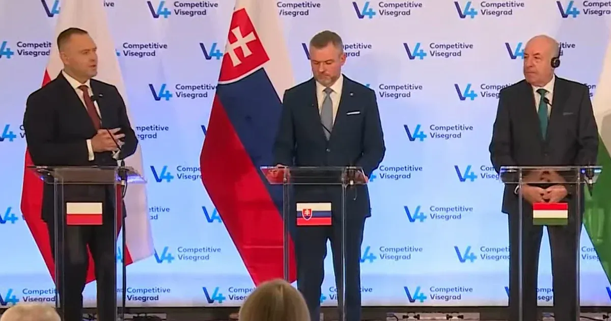 Lengyel elnök a V4-ek találkozóján: Az a meggyőződés, hogy az ukrán háború csakis oroszország és ukrajna közötti konfliktus, ez hamis