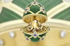 Lenyelte a 138 gyémánttal díszített Fabergé tojást az ékszertolvaj, a rendőrség várja, hogy előkerüljön a bizonyíték