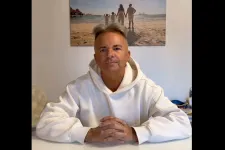 Cooky szót emelt a kormány mellett, Messengeren kérik a fideszes politikusok, hogy menjen a lájk a videójára