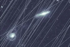 Ha így megy tovább, ellehetetlenítik a csillagászok munkáját a Föld körül keringő műholdak