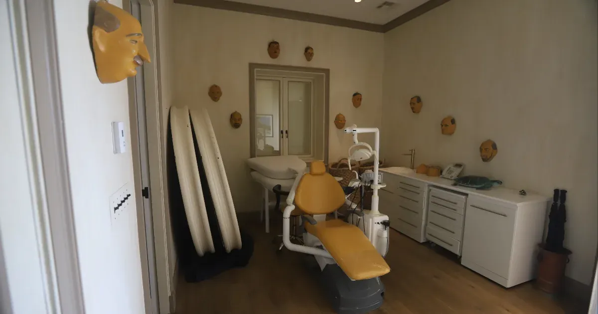 Felkavaró képek kerültek elő Jeffrey Epstein magánszigetéről