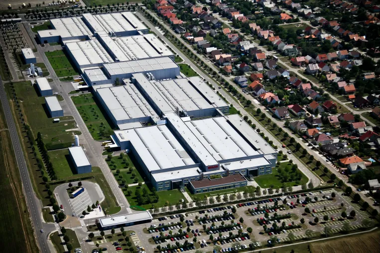 Miért éri meg a naperőmű a nagyvállalatoknak?