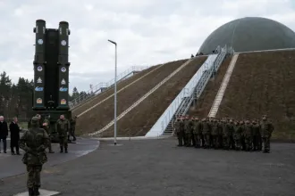 Izrael átadta Németországnak az Arrow 3 rakétavédelmi rendszert