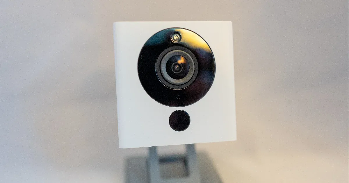 Veszel egy kamerát a kiskutyád felügyeletére, aztán másnap már a rólad készült felvételt árulják a hekkerek