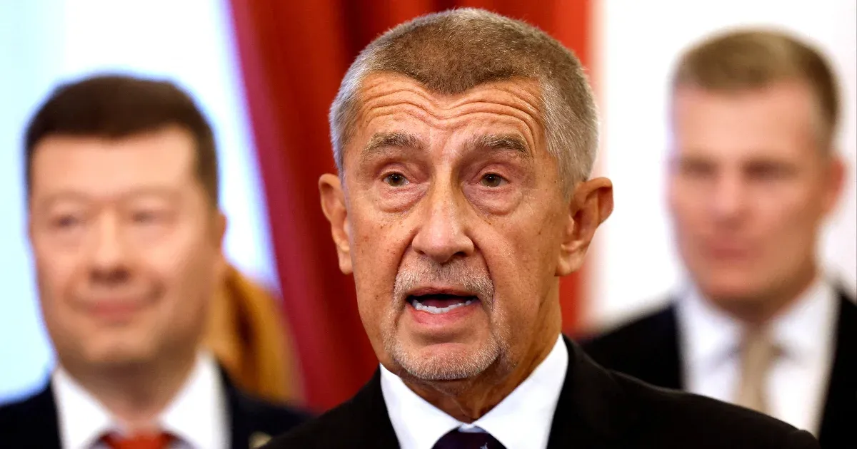 Babiš mégis megválik az Angrofert holdingtól, hogy miniszterelnök lehessen