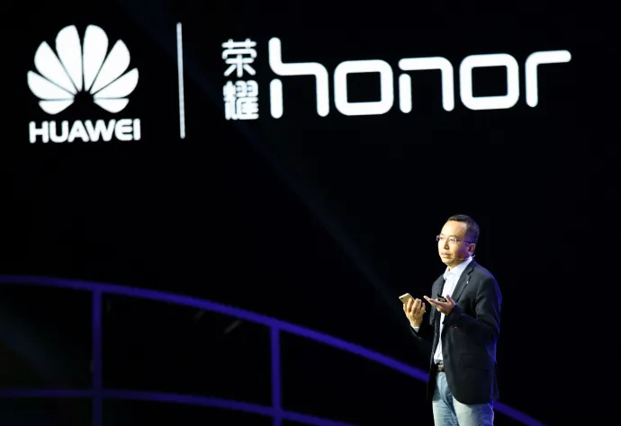 Csao Ming a Huawei Honor üzletágának vezetőjeként 2015. április 28-án, a Global Mobile Internet Conference megnyitóján – Fotó: Song Fan / Imaginechina / AFP