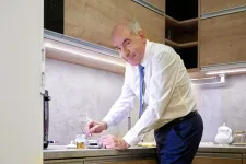 Magyar Péter győzelme esetén Sulyok Tamás lehet a bot a küllők között