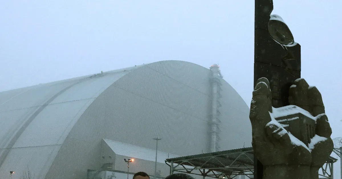 Megsérült a csernobili szarkofág, a Nemzetközi Atomenergia-ügynökség szerint sugárzásveszély lehet
