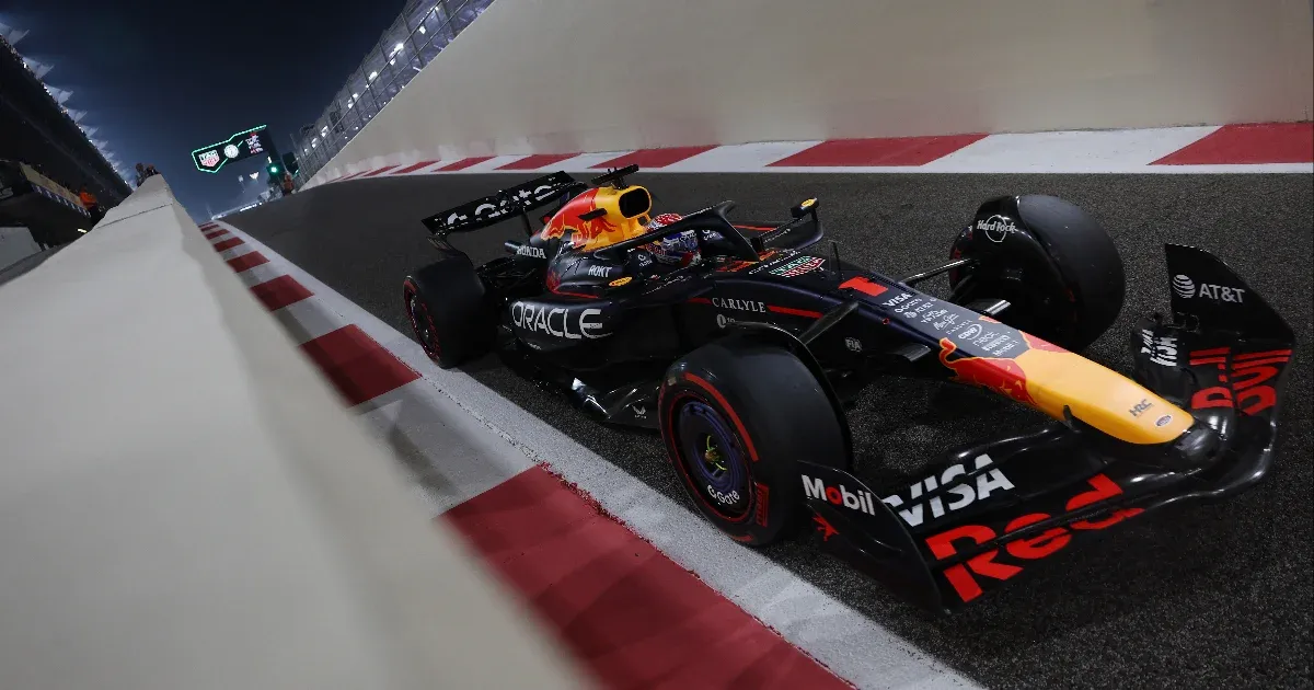 Verstappen behúzta az év utolsó időmérőjét, de Norris közelebb a vb-címhez