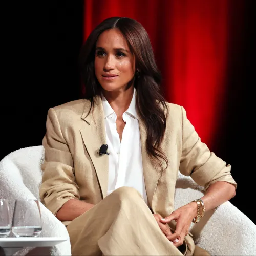 Meghan Markle hét év után újból felvenné a kapcsolatot az apjával, miután amputálni kellett a férfi lábát