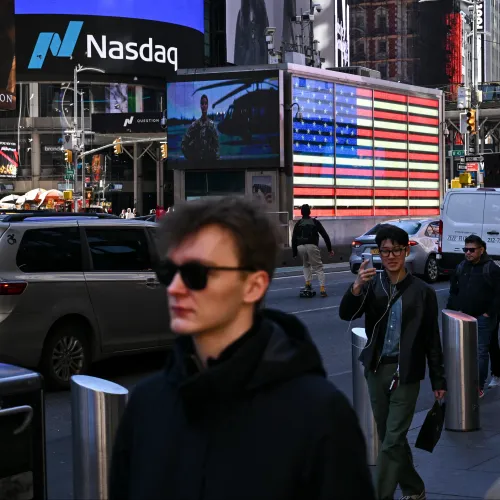 A csordaszellem egyre kockázatosabb, nem mindegy, milyen tudással fektetünk amerikai részvényekbe